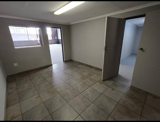 INDUSTRIAL PROPERTY TO RENT IN HALFWAY HOUSE